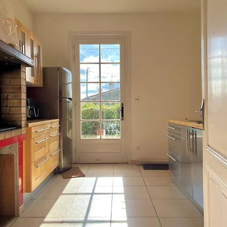 Charmante Maison En Pierre, Proche De St Emilion Montagne (Gironde)